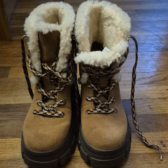 UGG Shoes - UGG Tan and Cream Lace-Up Shearling Boots